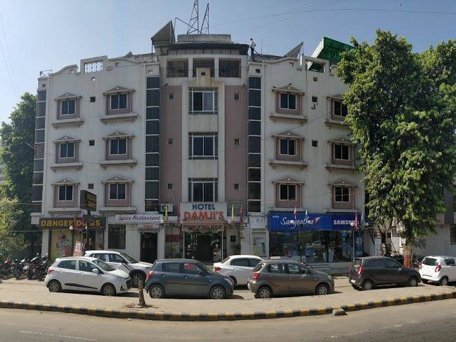 Hotel damjis ahmedabad