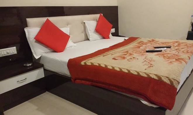 Hotel khushboo