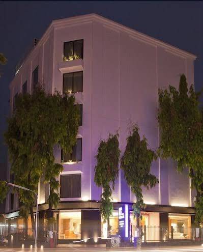 Hotel rezaas