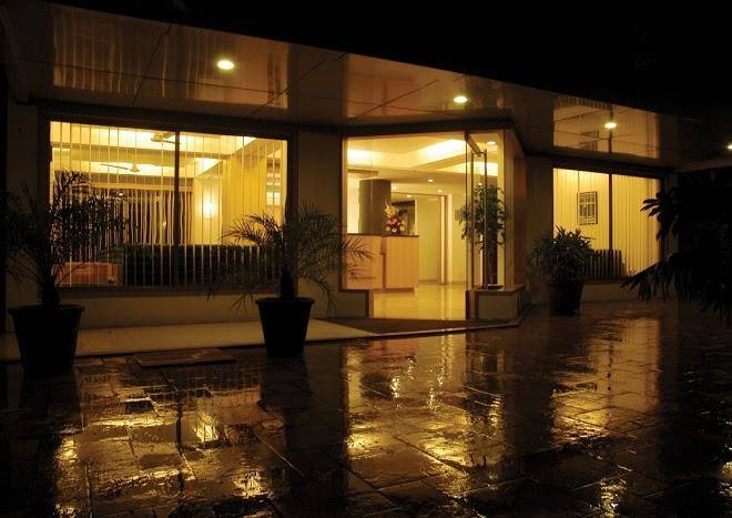 Hotel skylon ahmedabad