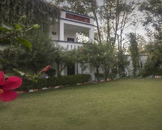 Whistling meadows resort & lawns