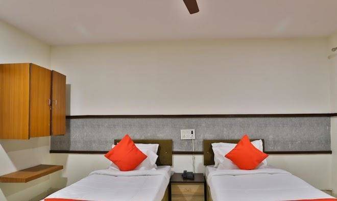Mayura hotel ankleshwar