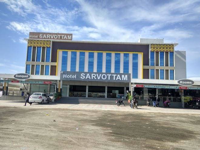 Hotel sarvottam