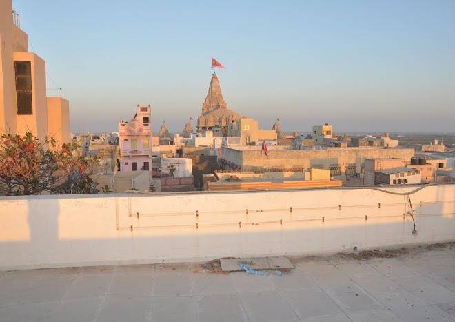 Hotel dwarkesh