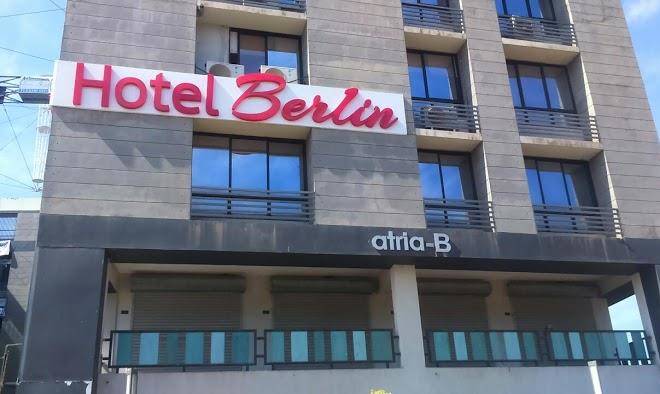 Hotel berlin gandhinagar