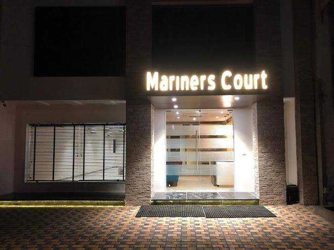 Hotel mariners court