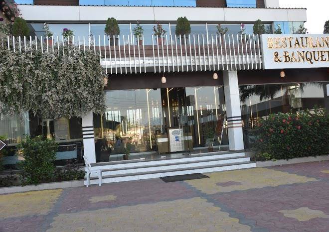 Pearl of heaven the hotel