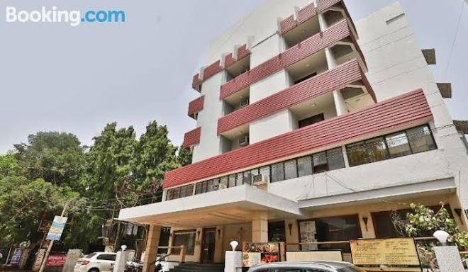 Hotel royal vadodara