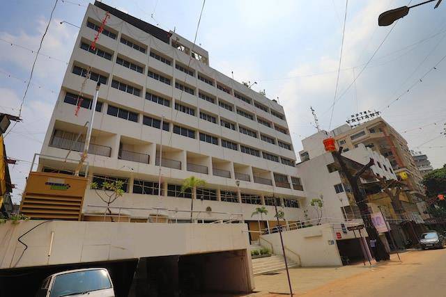 Hotel surya vadodara