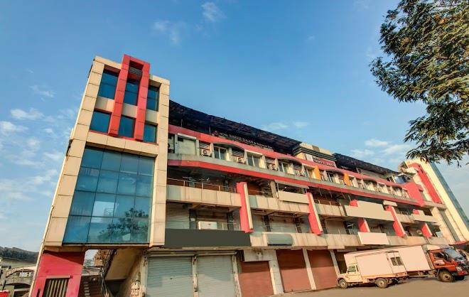 Hotel shree daan hotel in vapi