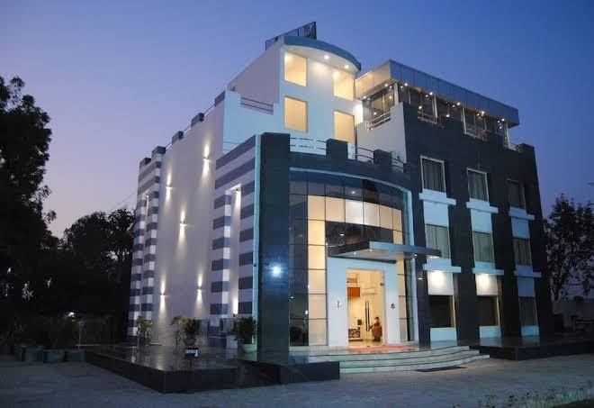 Family kingdom faridabad