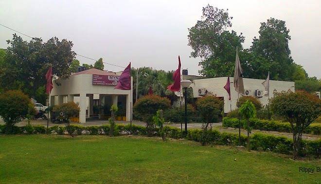 Myna tourist resort