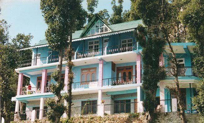 Hotel monal