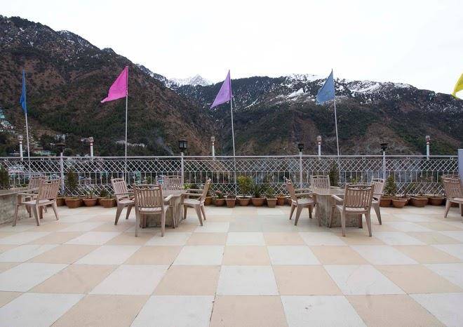 Hotel gandhi's paradise