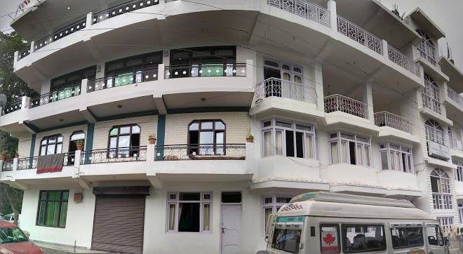Hotel white nest kalpa