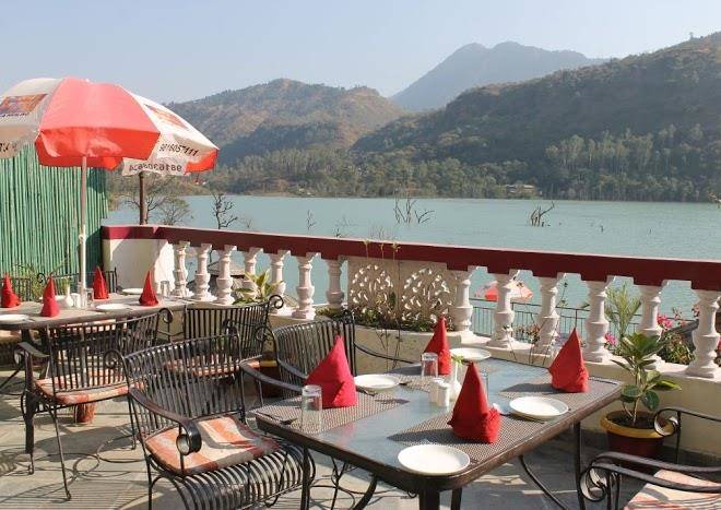 Hotel hot spring tattapani