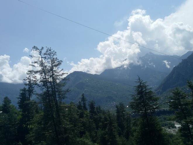 Snow view hotel naggar