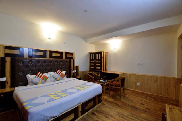 Hotel takshil