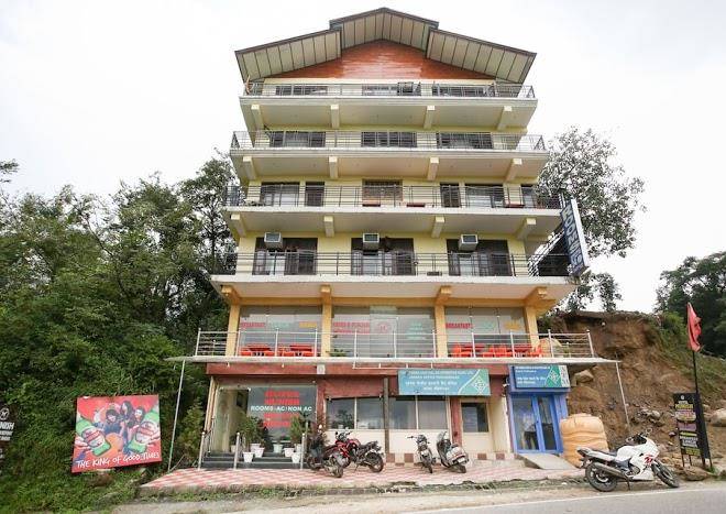 Hotel munish palampur