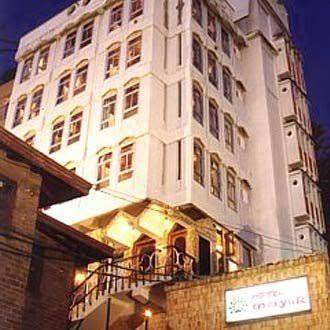 Hotel mayur