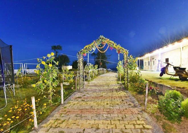 Karam vidhata resort hotel in kufri shimla
