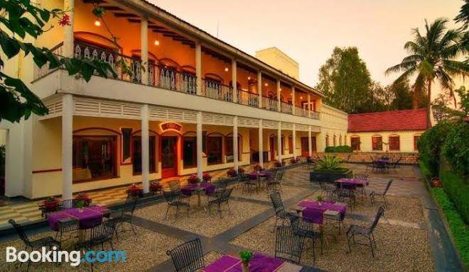 Chanakya bnr hotel