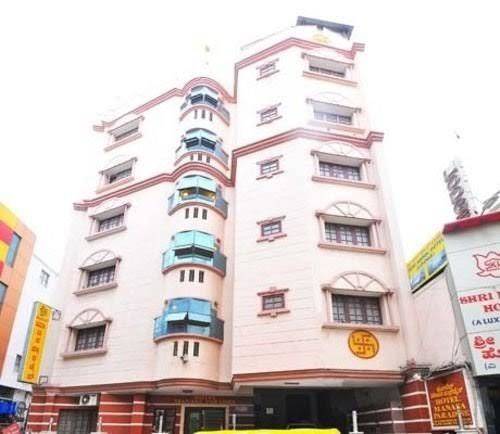 Hotel manasa paradise