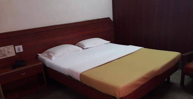 Hotel vittal's regency
