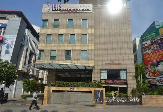 Iris hotel
