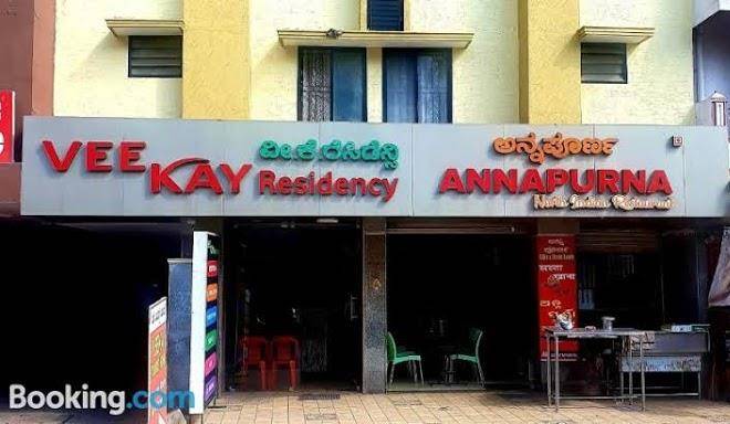 Spot On 43976 Veekay Tourist Home Image