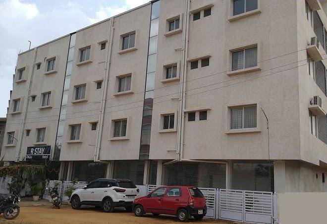 R stay hotel