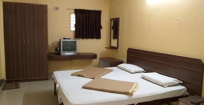 Hotel natraj lodging