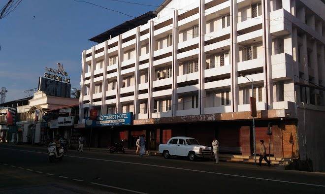 Shines tourist hotel