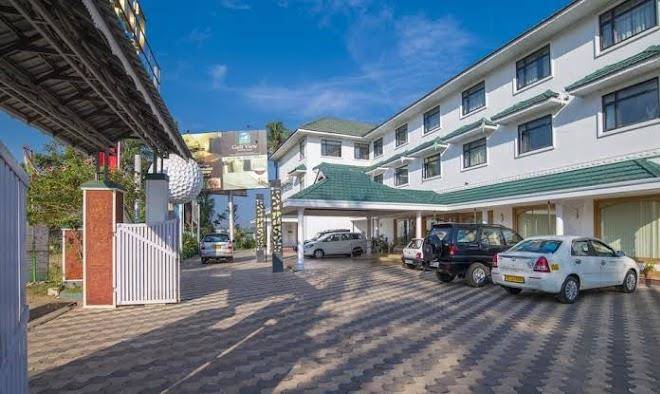 Golf view hotel and suites