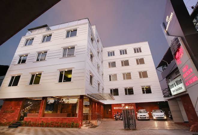 Hotel navarathna