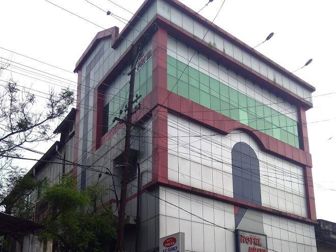Hotel priya chengannur