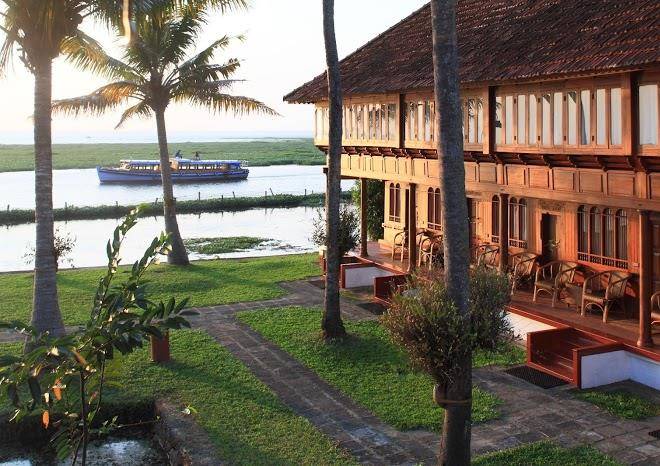 Coconut lagoon cgh earth resort