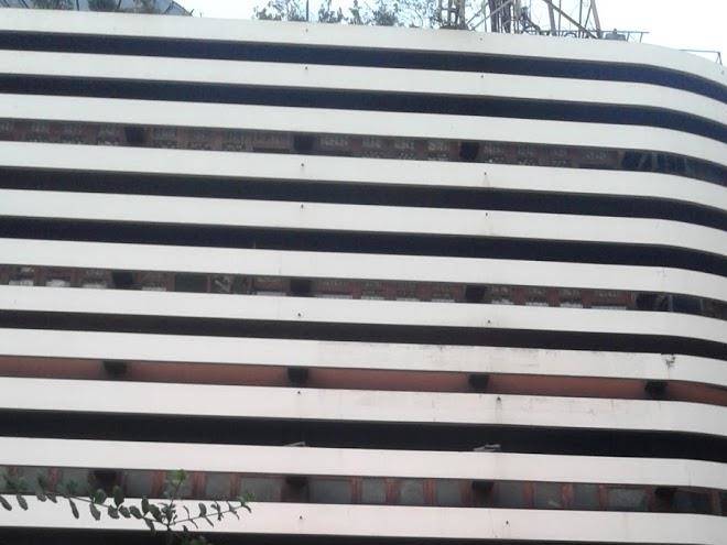 Hotel white lines
