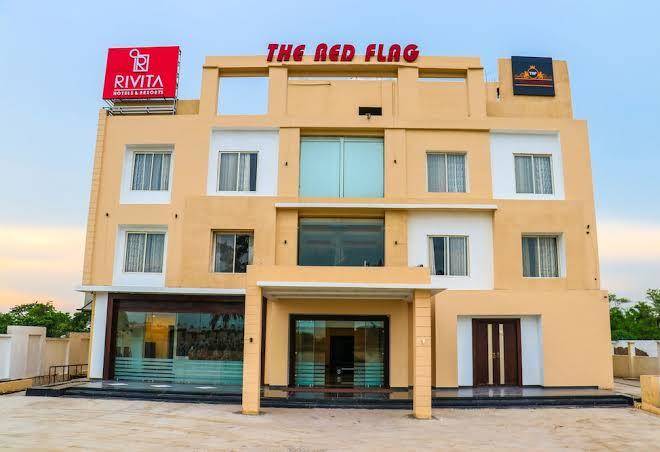 Rivita the red flag