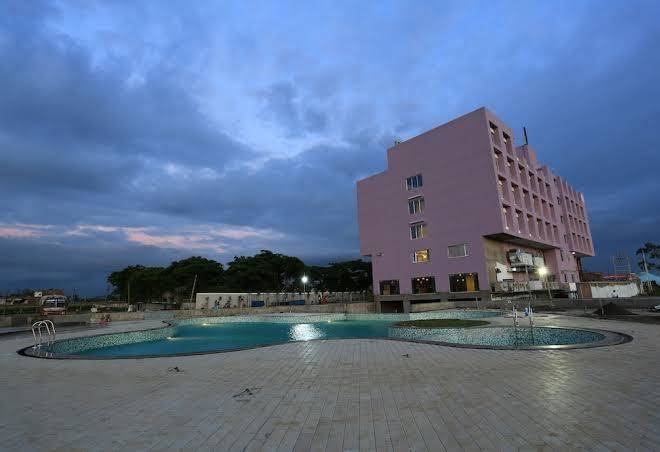Tgi grand nandan kanan