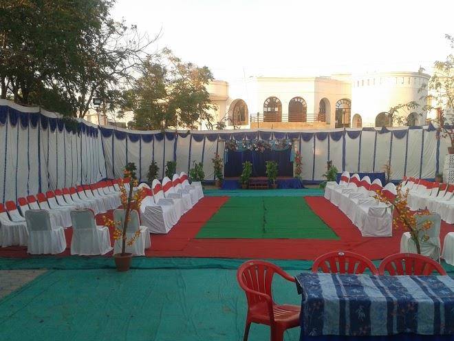 Hotel grand barrack