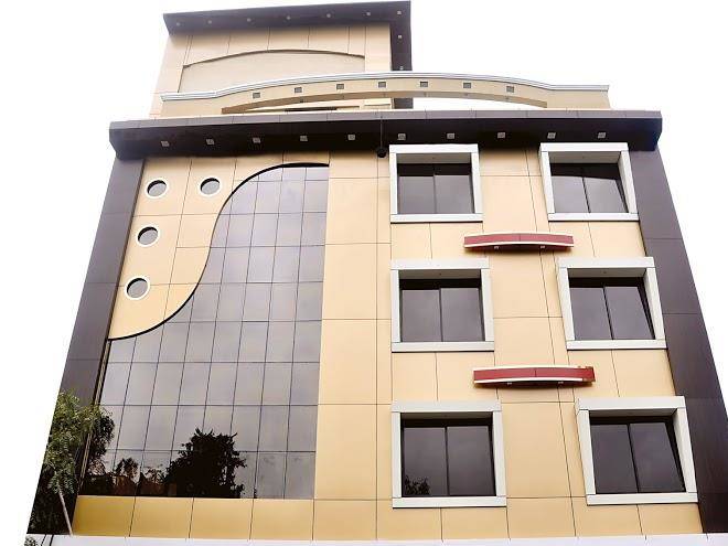 Hotel sneh palace