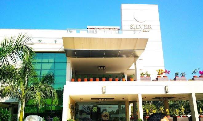 Silver estate resort