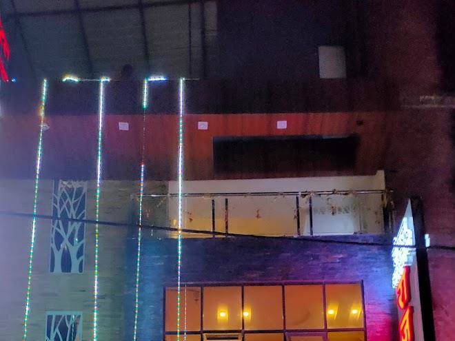 Hotel aastha shree