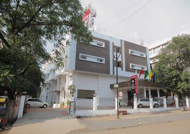 Hotel raviraj
