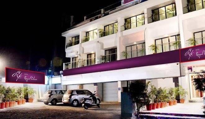 Hotel royal palace