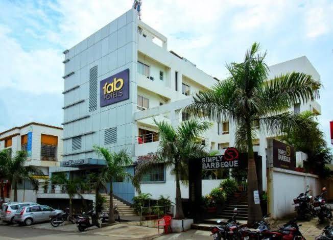 Hotel saptaruchi