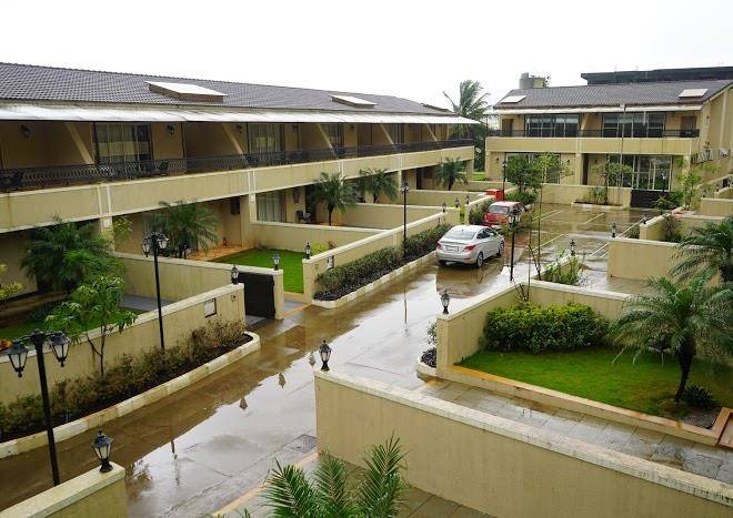 Misty meadows the serene retreat lonavala