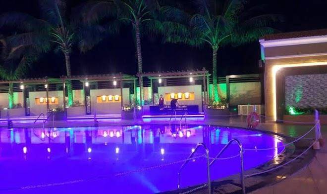 Hotel sea n rock