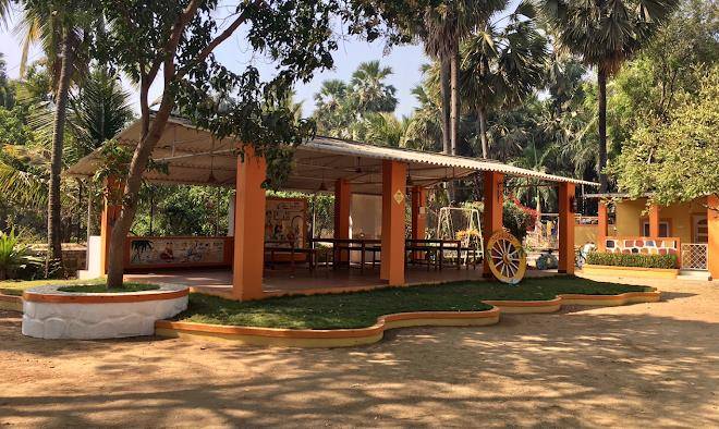Domonica beach resort